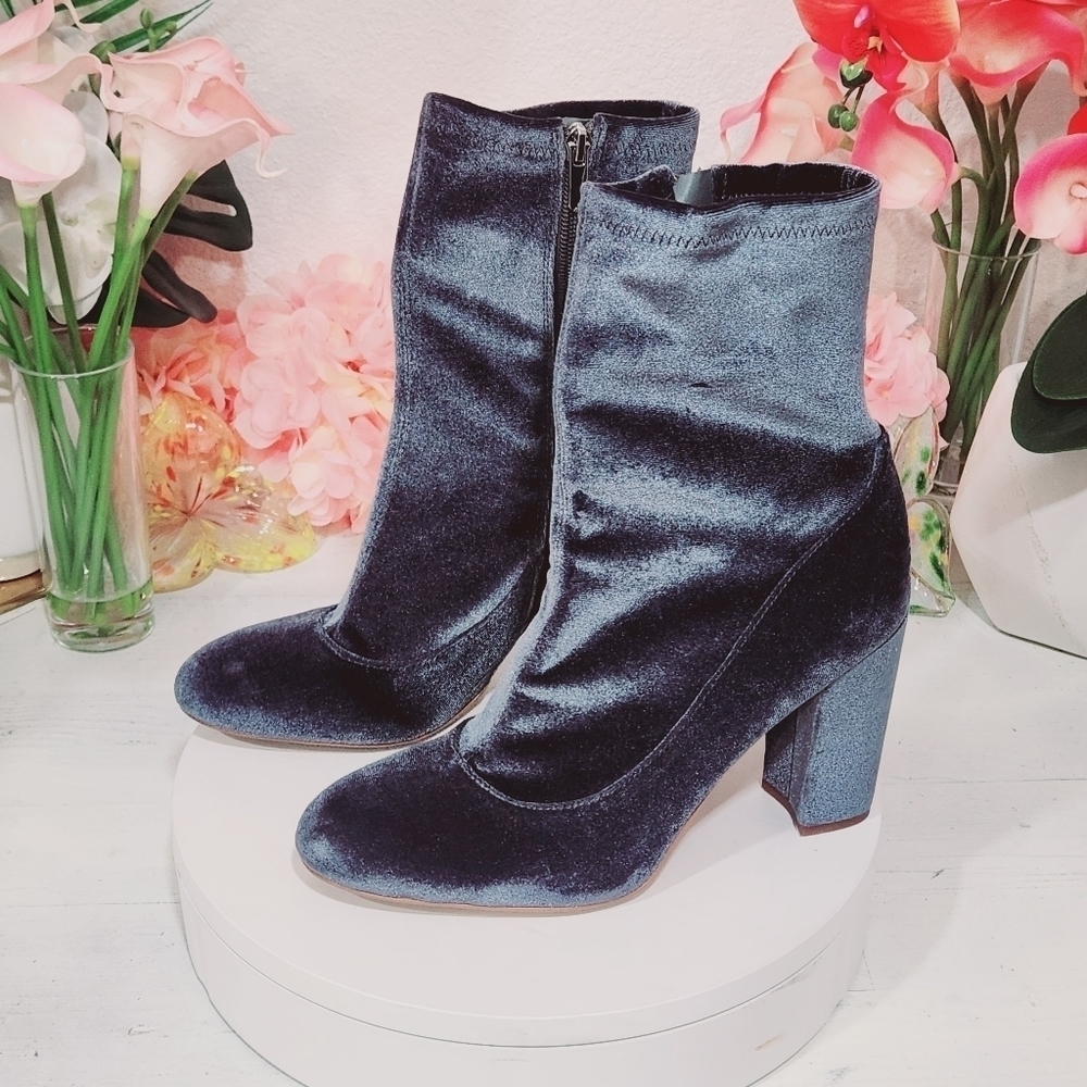 Sam Edelman Calexa Sock Bootie Size 9.5M